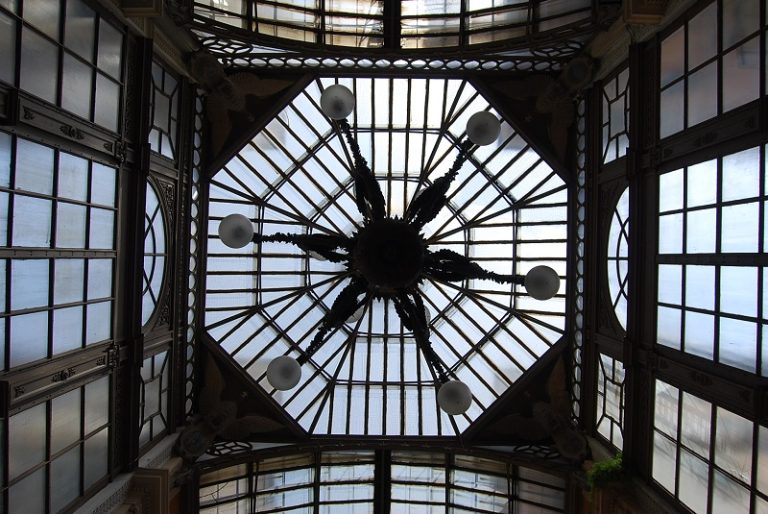 Galleria Mazzini, Genoa