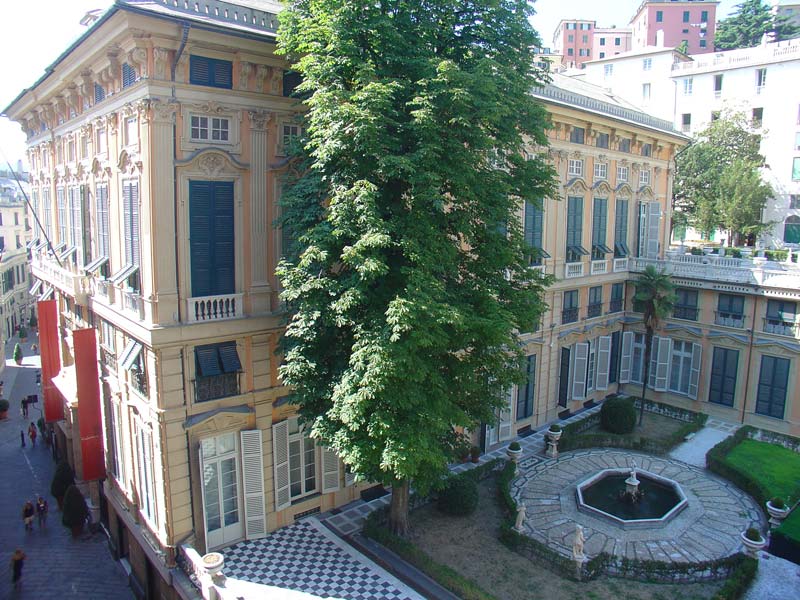 Palazzo Bianco, Palazzo dei Rolli Via Garibaldi